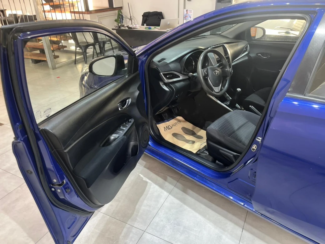 imagen 0 de vehiculo con id 2166
